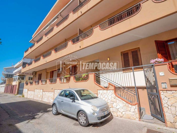 Appartamento quadrilocale in vendita in Contrada Ponte Schiavo Q, Santa Margherita Santo Stefano, Messina