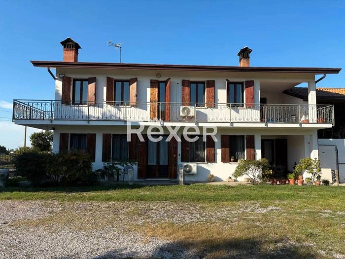 Casa con 6 locali in vendita in Via Villa, Piove di Sacco