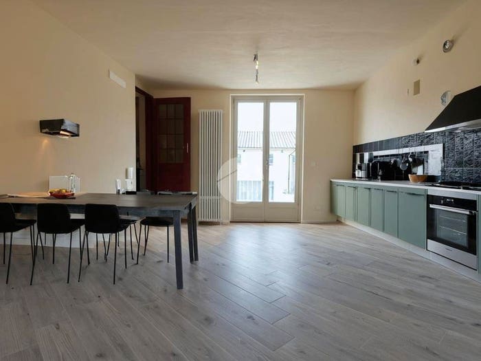 Appartamento trilocale in vendita in Via Camillo Muratore, Borgo, Monticello d'Alba