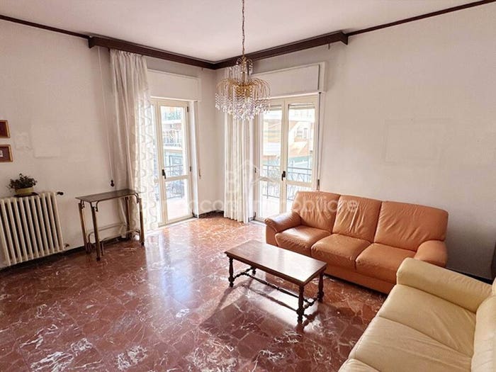 Appartamento con 5 locali in vendita in Viale Regina Margherita, Rossano Stazione, CoriglianoRossano