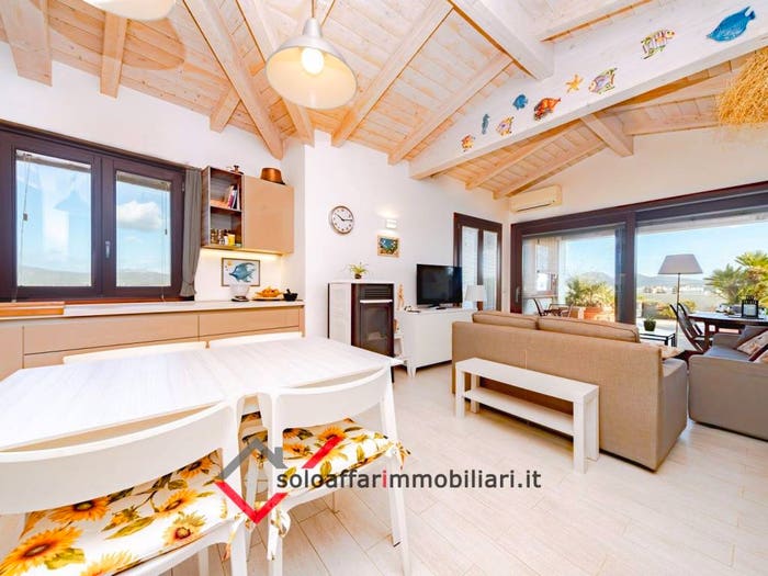 Casa con 5 locali in vendita in Via Guido Cavalcanti, Sacra Famiglia Bandinu, Olbia
