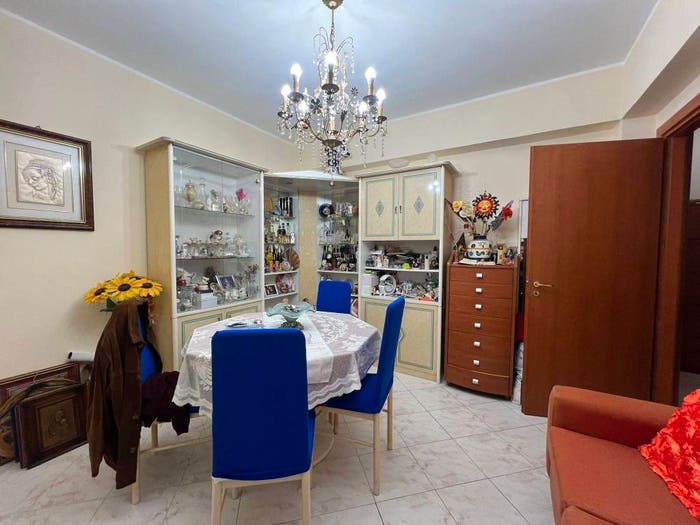 Appartamento trilocale in vendita in Piazza Don Filippo Bartolomeo, Gazzi, Messina