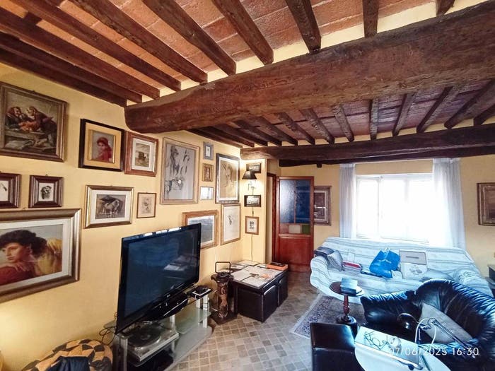 Appartamento quadrilocale in vendita in via IV Novembre, Camaiore Paese, Camaiore