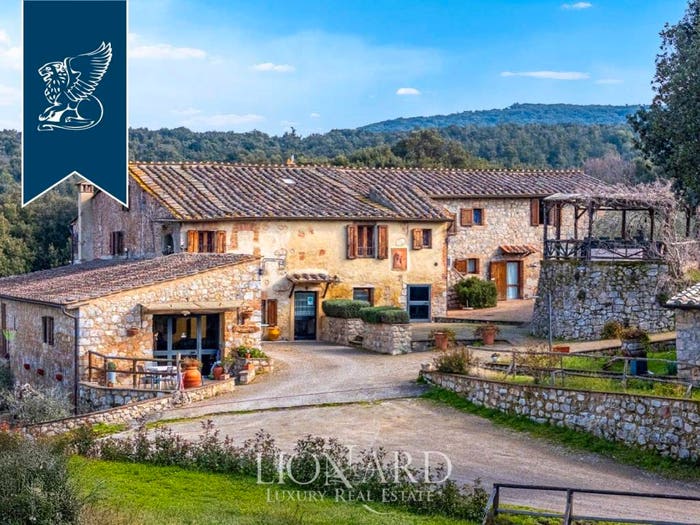 Casa con 6 locali in vendita in Monteriggioni