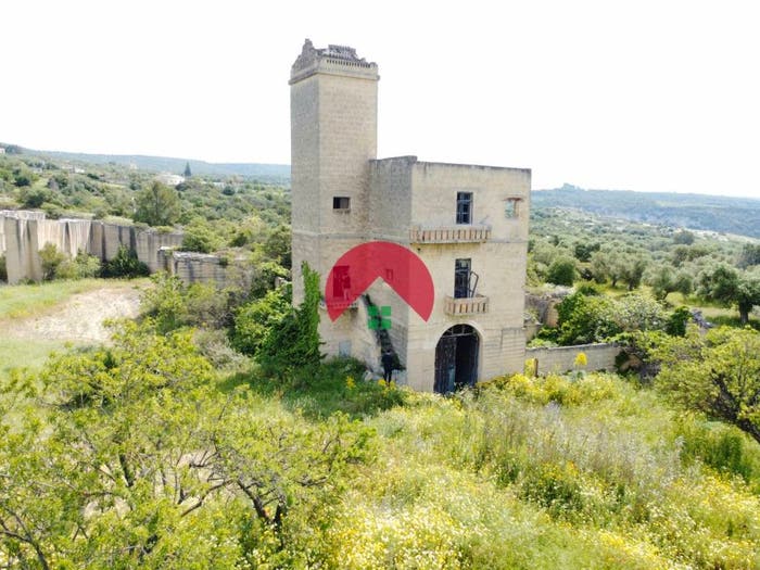 Casa con 6 locali in vendita in Contrada le piane, Matera