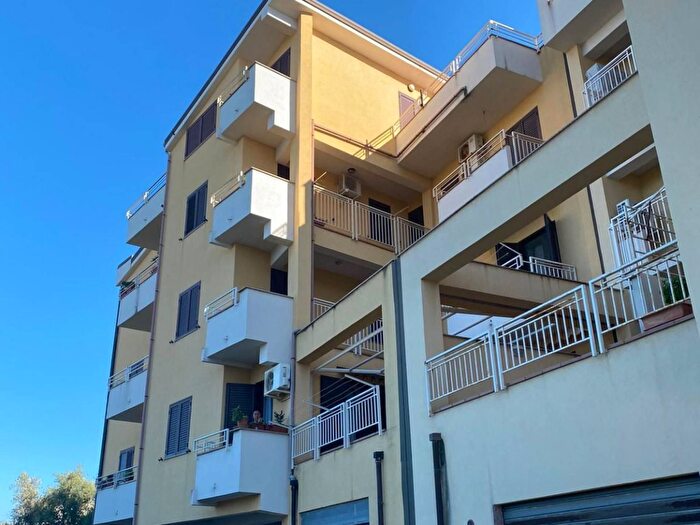 Appartamento bilocale in vendita in Via Arciprete Antonino di Pace, Acquedolci