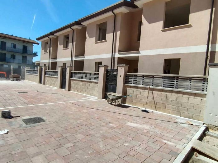 Casa trilocale in vendita in Via Marittima, Tribunale, Frosinone