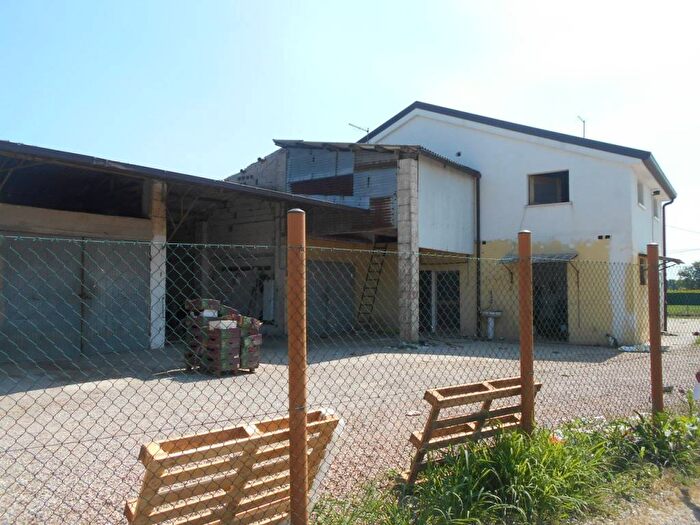 Appartamento in vendita in Via quarrin, Codevigo