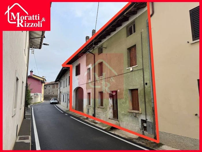 Casa con 5 locali in vendita in Via dei Castelli, Centro, Pozzuolo del Friuli