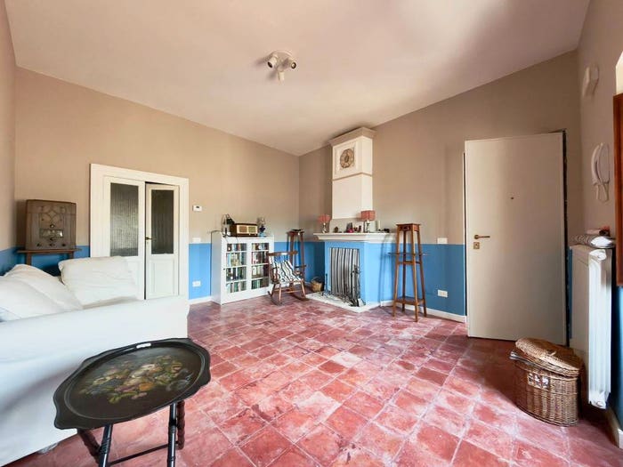 Appartamento con 5 locali in vendita in Via Cesare Battisti, Carapelle Calvisio