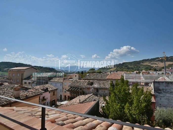 Appartamento con 5 locali in vendita in Via degli ortolani, Centro, Tolentino