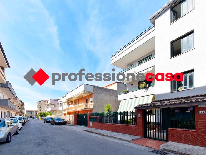 Casa con 5 locali in vendita in Via Turati, San Nicola la Strada