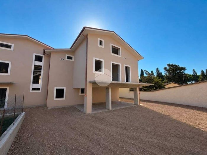 Appartamento bilocale in vendita in Via martiri della resistenza, Passo Corese, Fara in Sabina