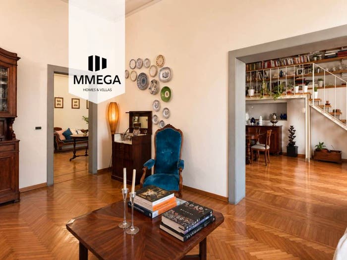 Appartamento con 6 locali in vendita in Via Solferino, Borgo Ognissanti Il Prato, Firenze