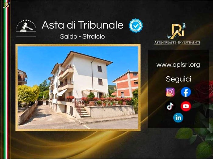 Appartamento trilocale in vendita in Via A Severini, Centro, Sarteano