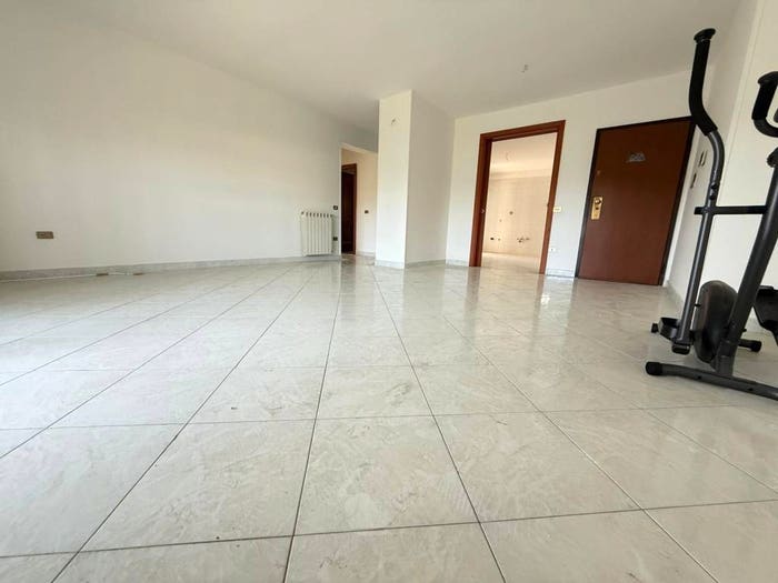 Appartamento trilocale in vendita in Via San Gennaro, Falciano, Caserta
