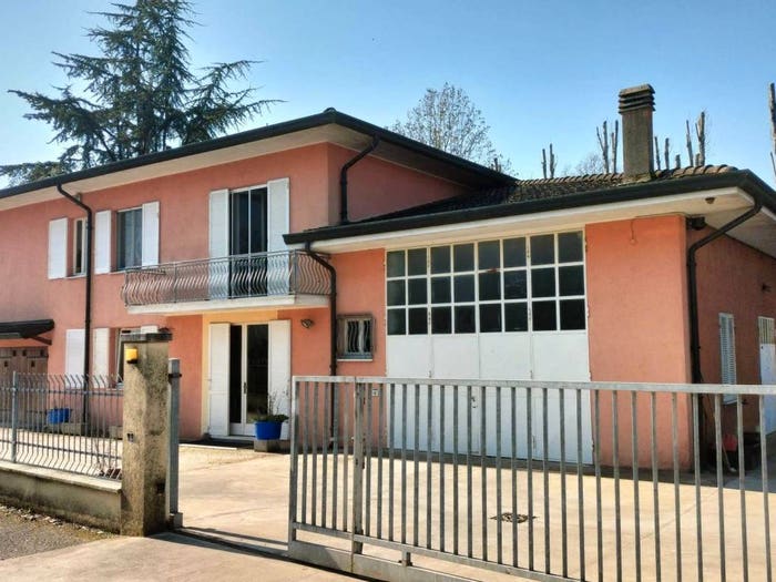 Casa con 6 locali in vendita in Pilastro, Marcaria