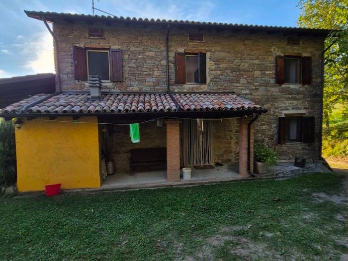 Casa con 5 locali in vendita in Carpineti