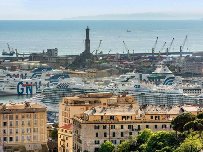 Appartamento con 6 locali in vendita in Via Fossato di San Nicolò, Castelletto, Genova