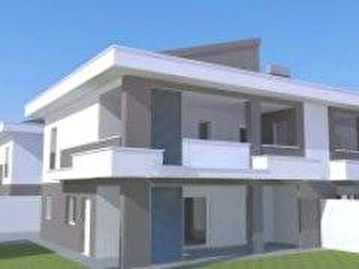 Casa quadrilocale in vendita in Via Fiamenga, Viale Firenze Paciana, Foligno