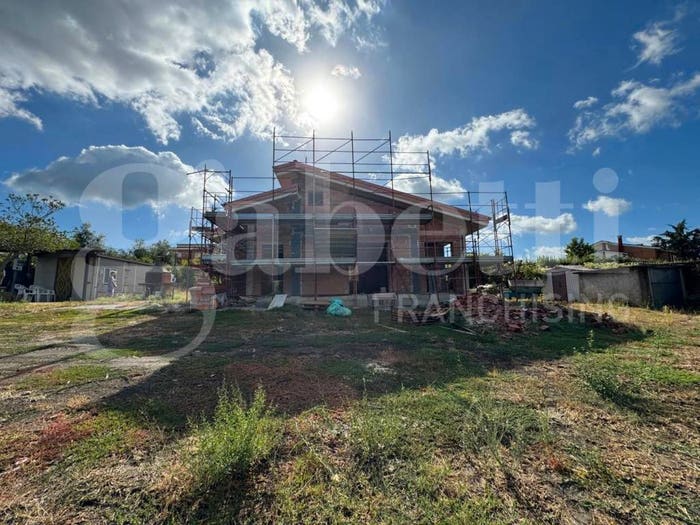 Casa quadrilocale in vendita in via DEI GLICINI, Castagnole Due Santi, Marino