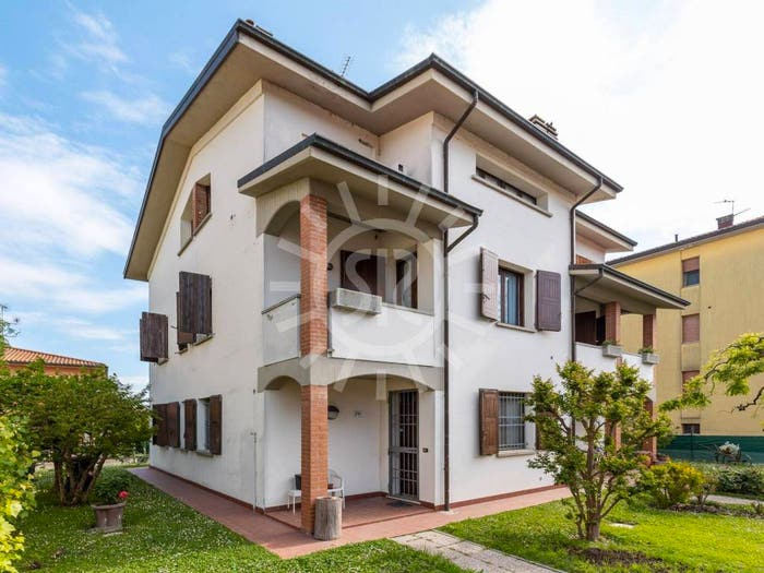 Casa con 6 locali in vendita in Via Benedetto Schiassi, Mezzolara, Budrio