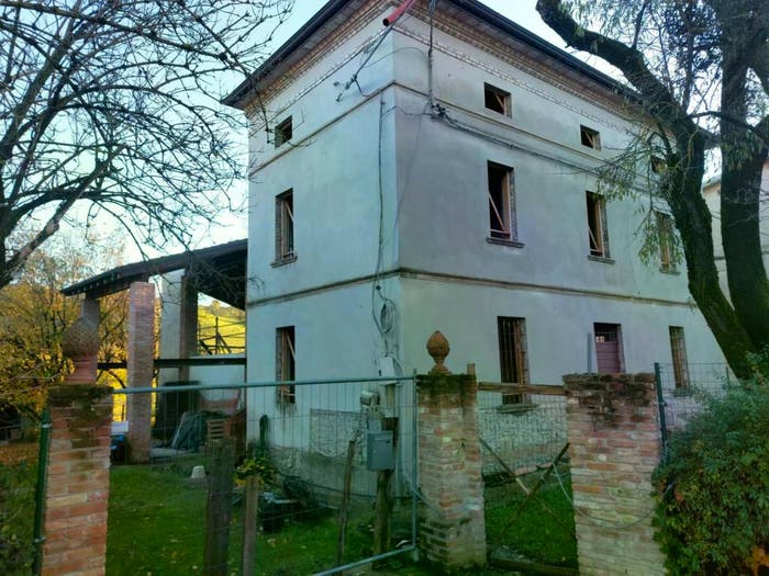 Casa quadrilocale in vendita in Castell'Arquato