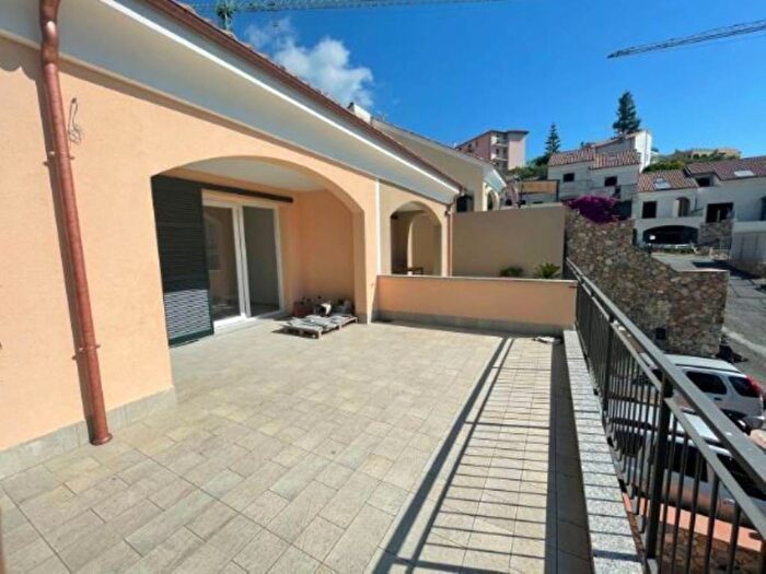 Casa con 5 locali in vendita in Via Marici, Boissano
