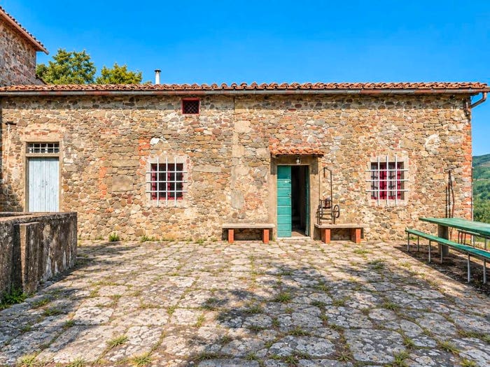 Casa quadrilocale in vendita in Via di migliana, Cantagallo