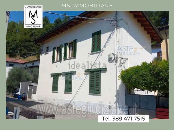 Appartamento con 5 locali in vendita in Via Roma, Centro, Casalzuigno