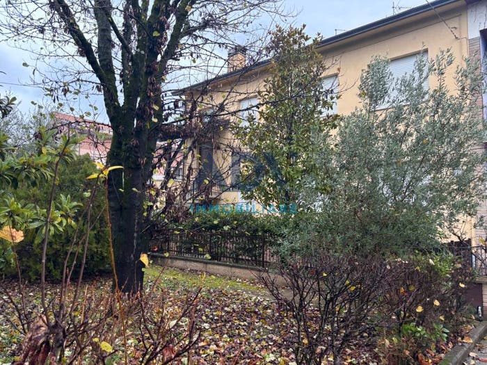 Casa con 6 locali in vendita in Viale Maratona, Santa Maria degli Angeli, Assisi