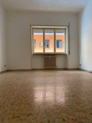 Appartamento bilocale in vendita in Via Ermenegildo Pistelli, Camilluccia Farnesina, Roma
