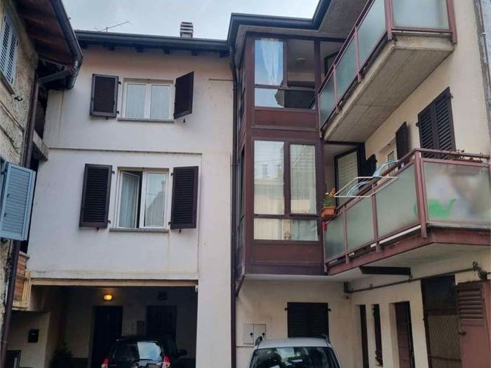 Appartamento trilocale in vendita in VIA ITALO BUZZI, Rodero