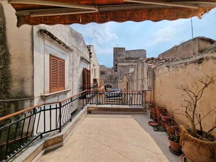 Casa trilocale in vendita in Via Vaina, Modica Alta, Modica