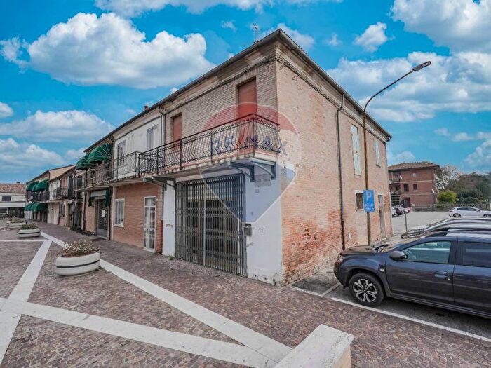 Appartamento quadrilocale in vendita in Via Giordano Bruno, Formignana, Tresignana