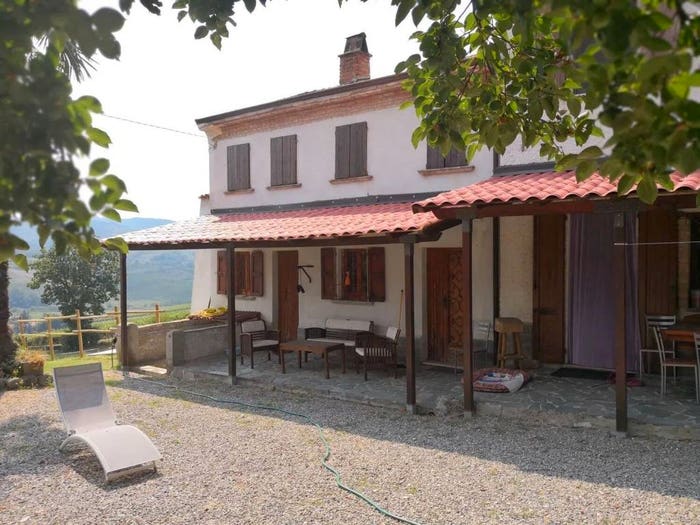 Casa con 6 locali in vendita in Via Fratelli Vigorelli No Number, Casteggio