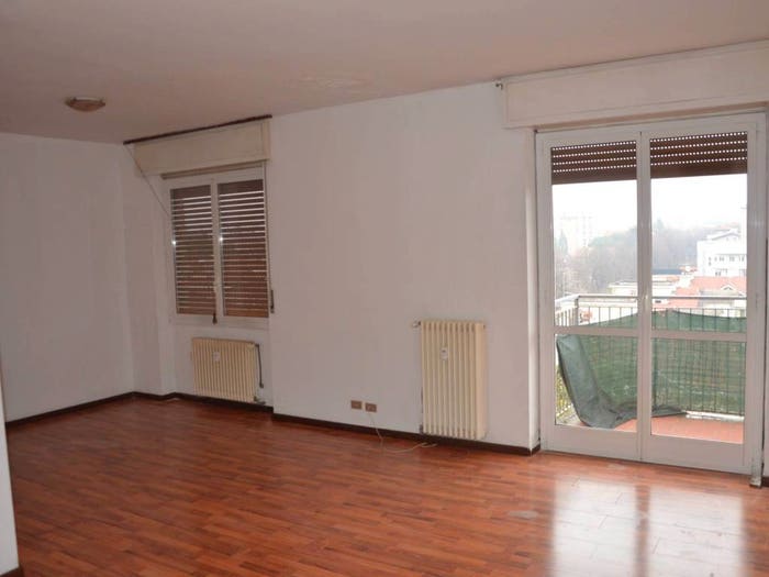 Appartamento trilocale in vendita in Corso Leonardo da Vinci, Arnate, Gallarate