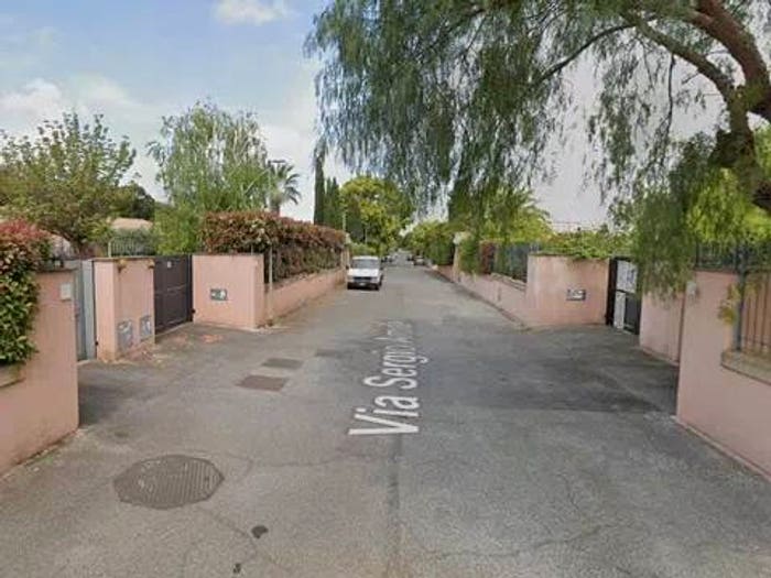Casa con 6 locali in vendita in Via Sergio Amidei, Vallerano, Roma