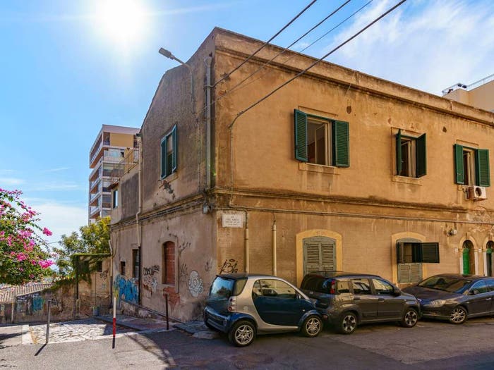 Casa con 6 locali in vendita in Via Frate Agnello, Guardia Li Cuti, Catania