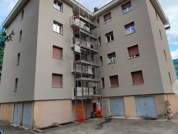 Appartamento trilocale in vendita in Via Tagliamento, Giubiano San Carlo, Varese