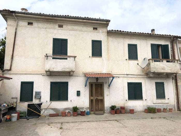 Casa trilocale in vendita in Via Paglieroni, Pagliaroni, Treglio