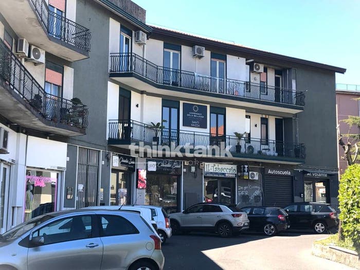 Appartamento con 5 locali in vendita in Piazza Dante Alighieri, Centro, Mascalucia