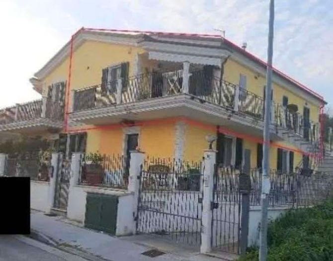 Appartamento quadrilocale in vendita in Via Adelio Franceschetti, Montegranaro