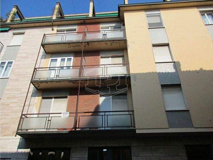 Appartamento trilocale in vendita in Via Dante, Centro, Codogno