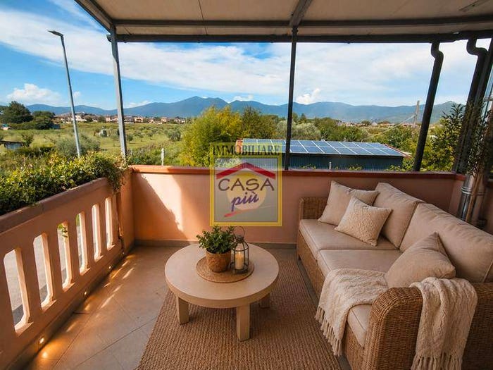 Casa quadrilocale in vendita in Via Fratelli Bandiera Sud, Titignano Visignano, Cascina
