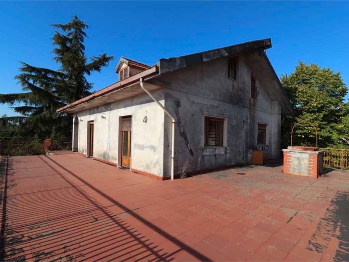 Casa con 6 locali in vendita in VIA GIACATA, Centro, Zafferana Etnea