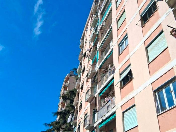 Appartamento bilocale in vendita in Via del Capriolo, Quezzi, Genova