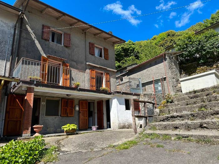 Casa con 5 locali in vendita in Via Bagucci, Castiglione dei Pepoli