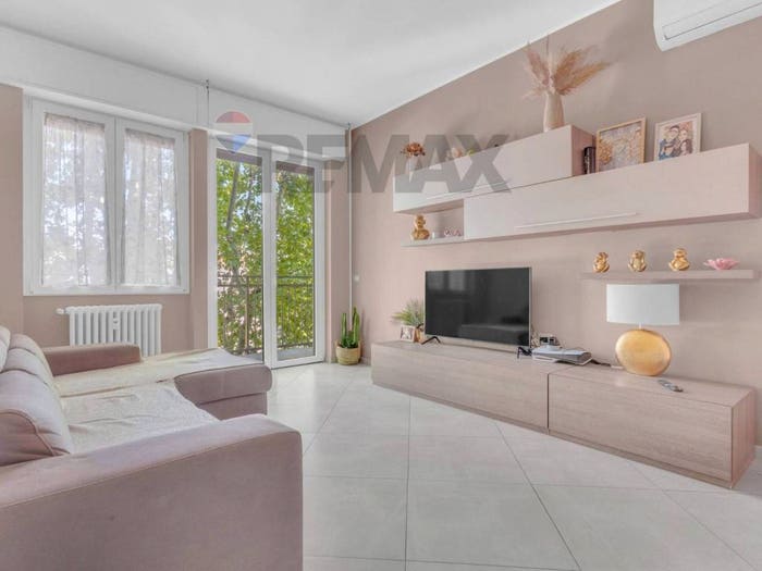 Appartamento trilocale in vendita in via Alberto da Giussano, San Giovanni, Rho