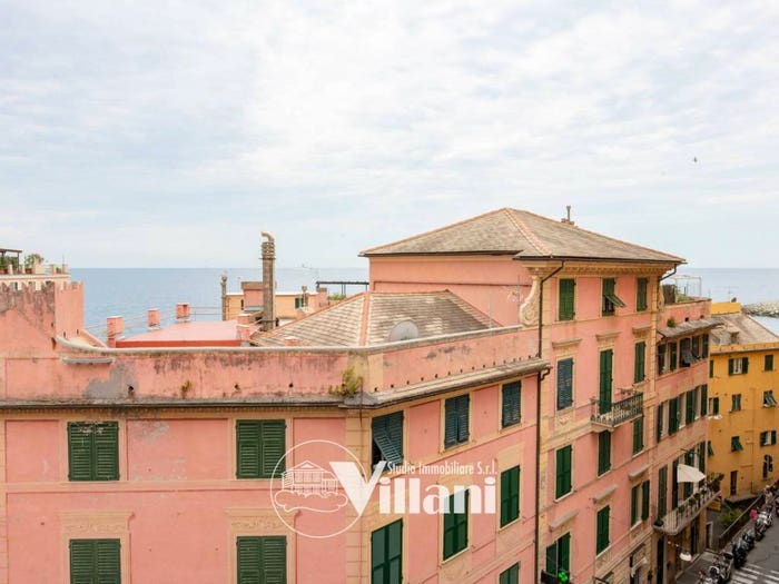 Appartamento con 5 locali in vendita in Via Redipuglia, Quarto, Genova